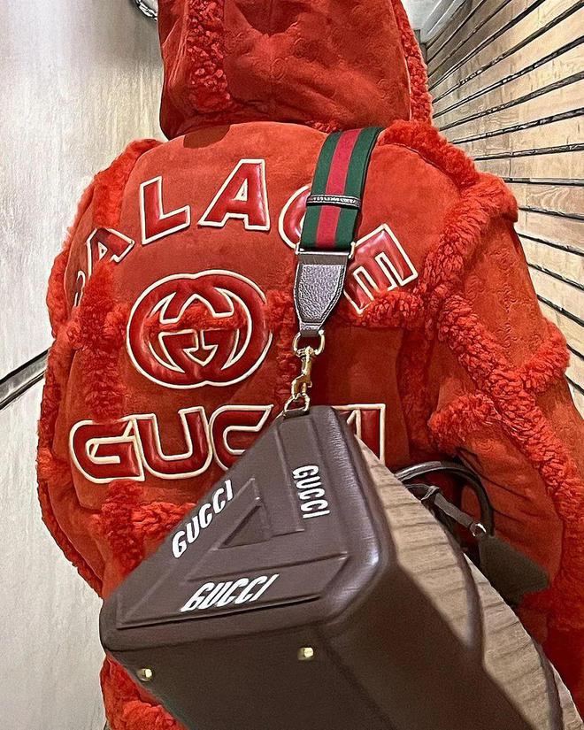 AG真人官网发售 5 万元 Gucci x Dickies 夹克的平台也是 Gu(图9)